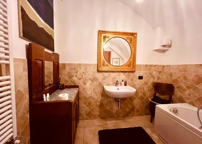 Questa Casa Non E Un *